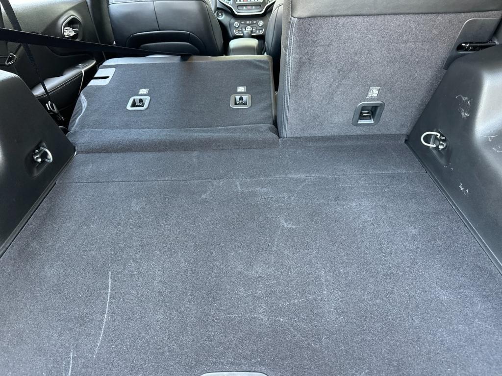 used 2022 Jeep Cherokee car, priced at $22,777