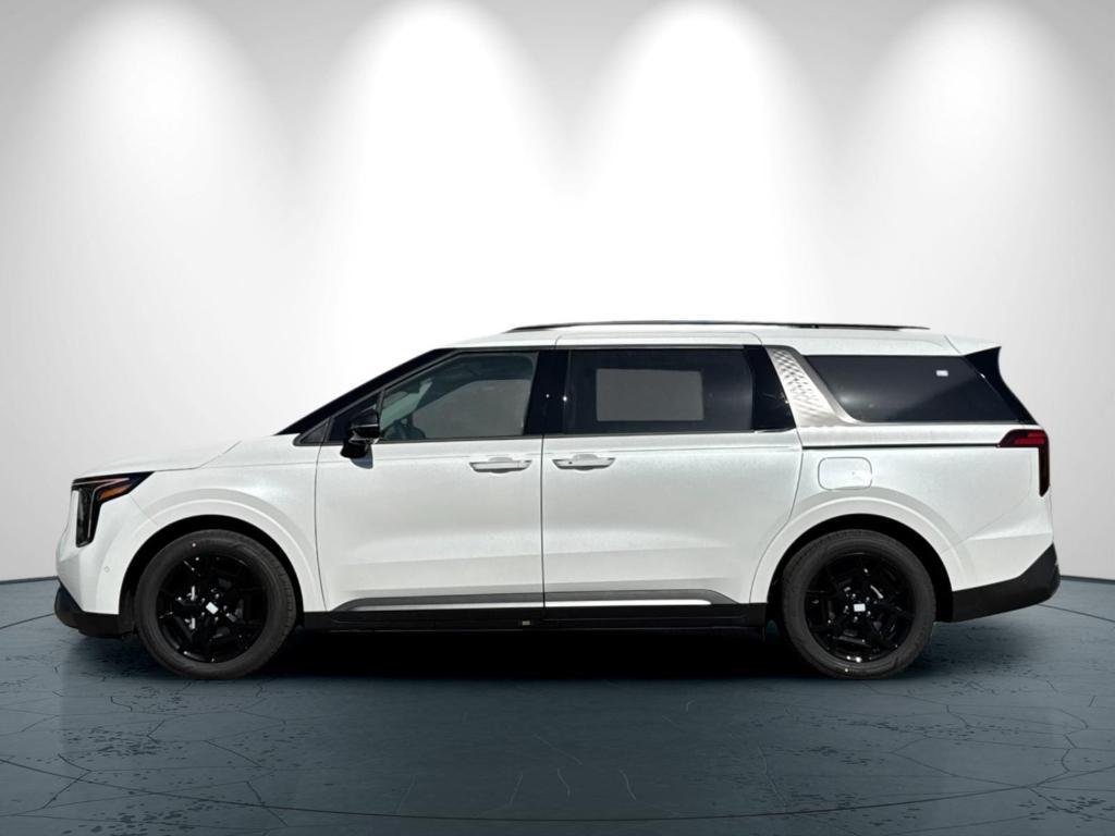 new 2026 Kia Carnival Hybrid car, priced at $55,365