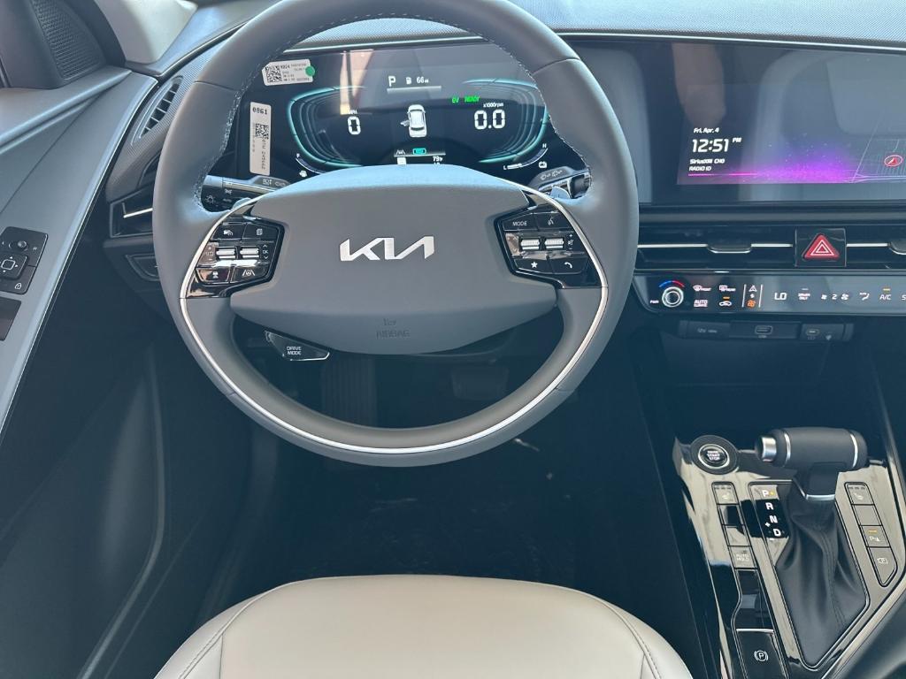 new 2025 Kia Niro car, priced at $31,735