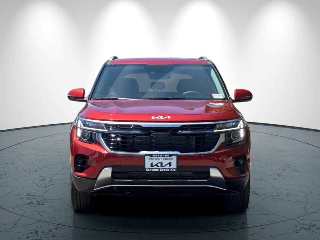 new 2025 Kia Seltos car, priced at $26,775
