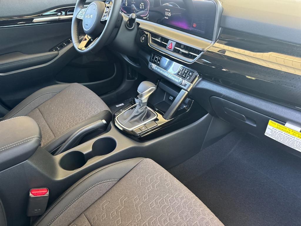 new 2025 Kia Seltos car, priced at $26,775