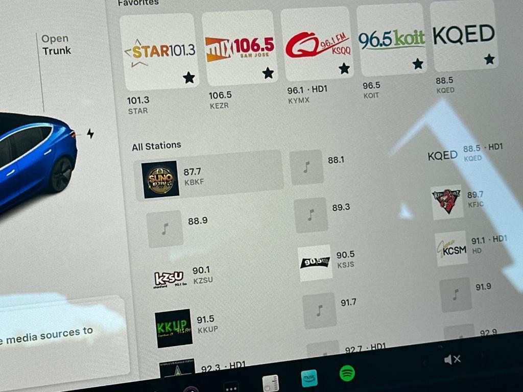 used 2018 Tesla Model 3 car, priced at $21,495