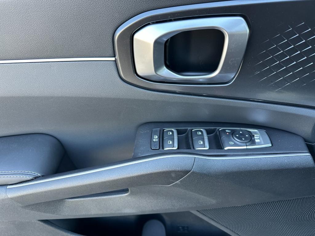 new 2025 Kia Sorento car, priced at $43,025