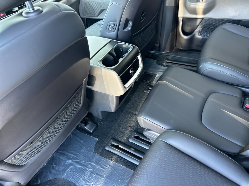 new 2026 Kia Carnival Hybrid car, priced at $44,890