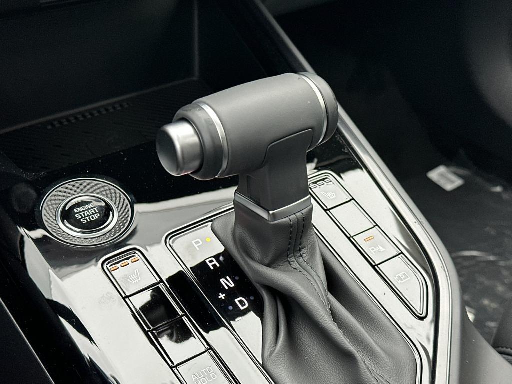 new 2025 Kia Niro car, priced at $32,314
