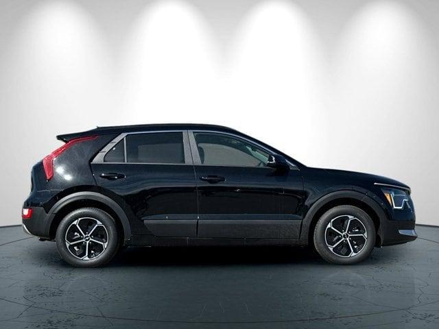 new 2025 Kia Niro car, priced at $30,149