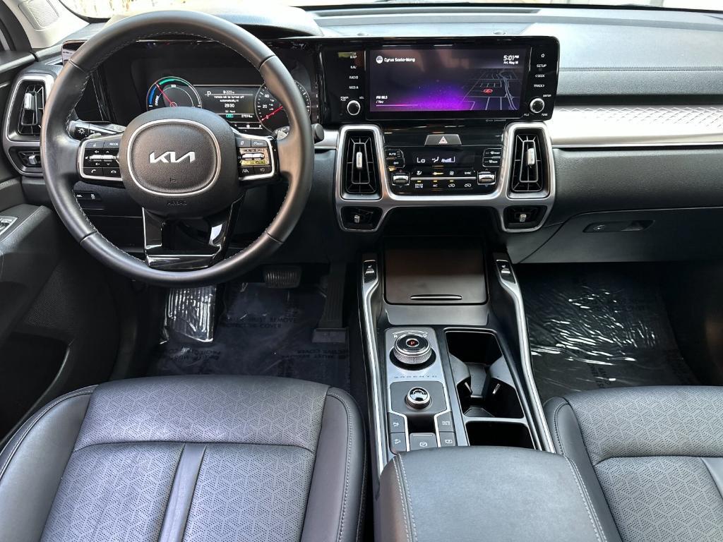 used 2022 Kia Sorento Hybrid car, priced at $27,957