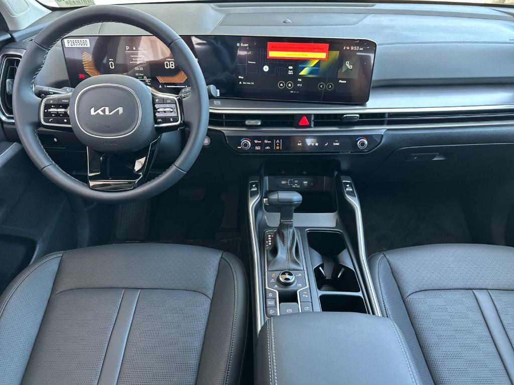 new 2025 Kia Sorento car, priced at $39,025