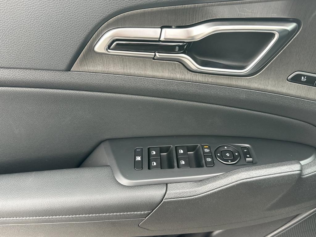 new 2026 Kia Sportage Plug-In Hybrid car, priced at $49,850