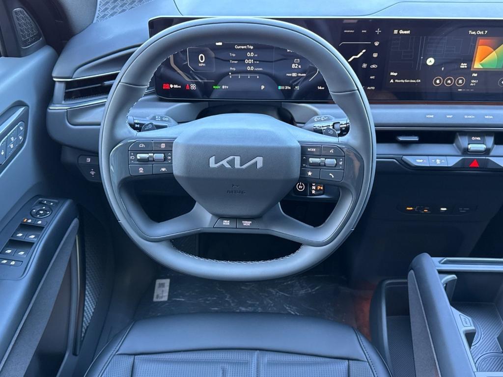 new 2026 Kia EV9 car, priced at $72,975