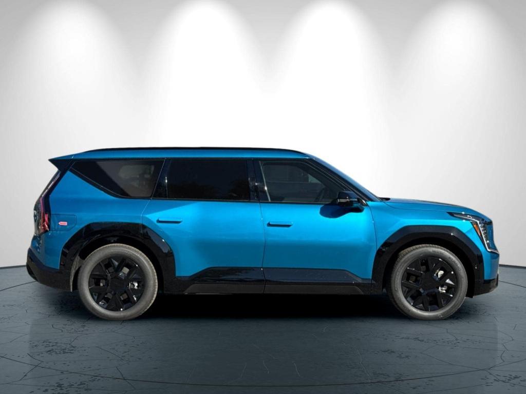new 2026 Kia EV9 car, priced at $72,975