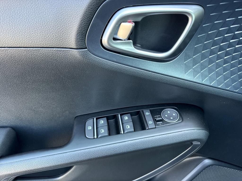 new 2025 Kia Soul car, priced at $26,705