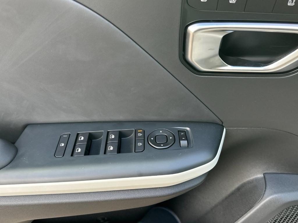 new 2025 Kia K4 car, priced at $28,760