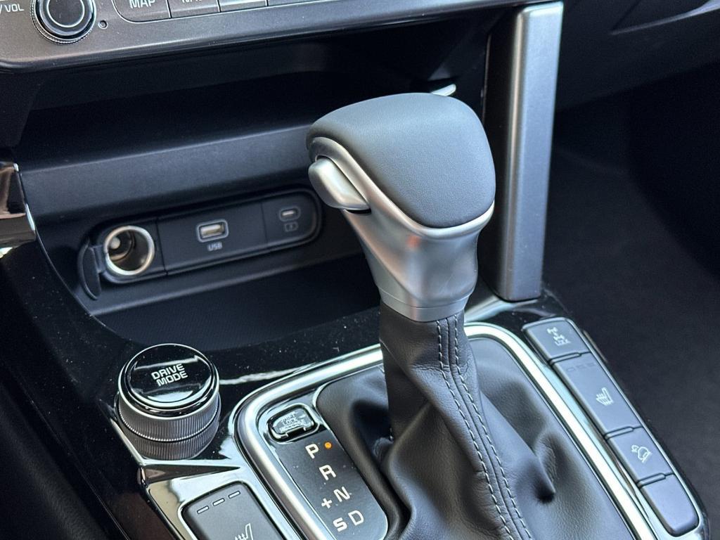 new 2025 Kia Seltos car, priced at $28,670