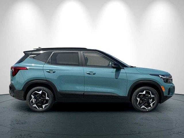 new 2025 Kia Seltos car, priced at $28,670
