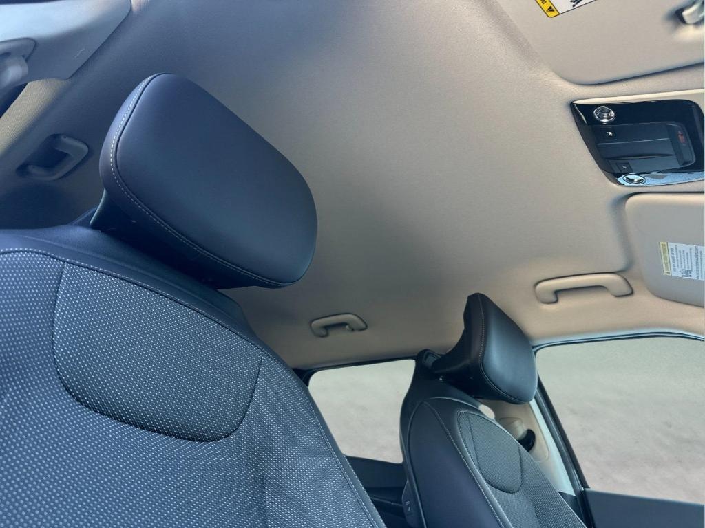 new 2025 Kia EV6 car, priced at $44,615