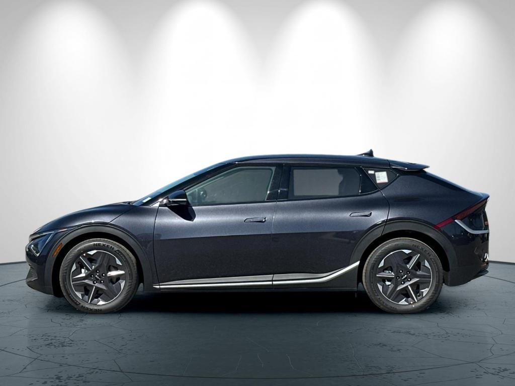 new 2025 Kia EV6 car, priced at $44,615