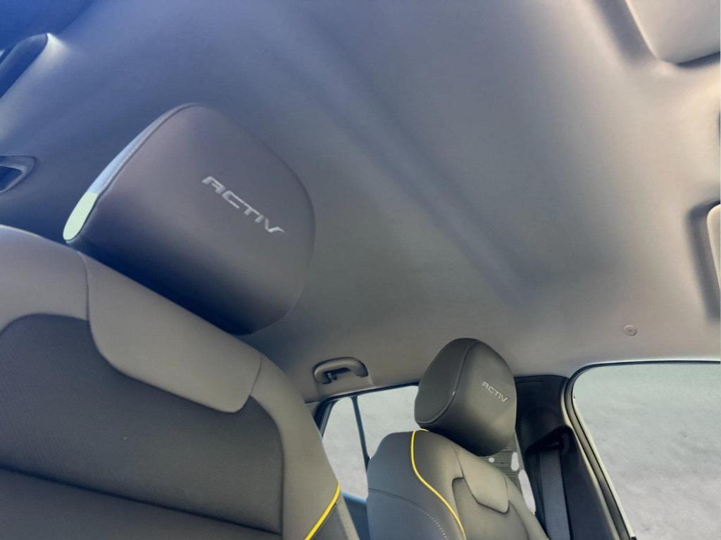 used 2024 Chevrolet Trax car, priced at $21,888