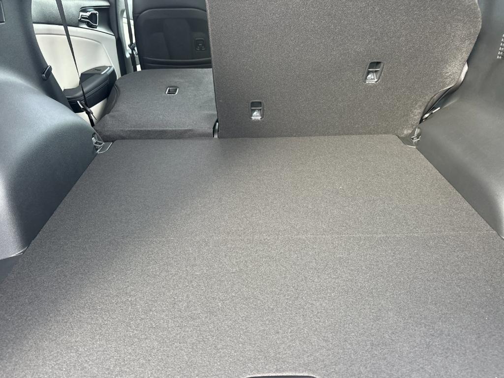 new 2026 Kia Sportage Hybrid car, priced at $42,035