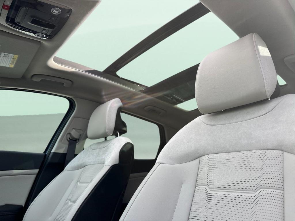 new 2026 Kia Sportage Hybrid car, priced at $42,035