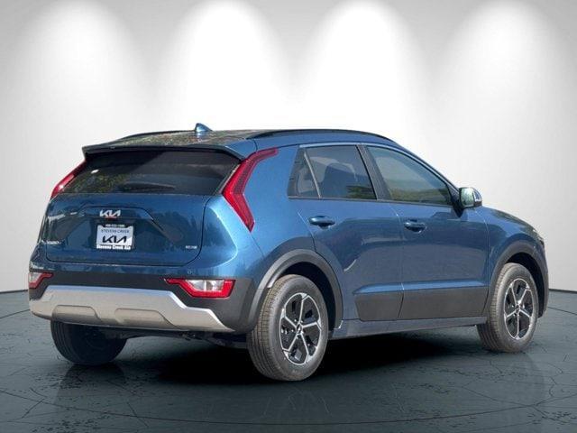 new 2025 Kia Niro car, priced at $30,106