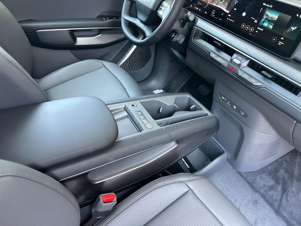 new 2026 Kia EV9 car, priced at $59,675