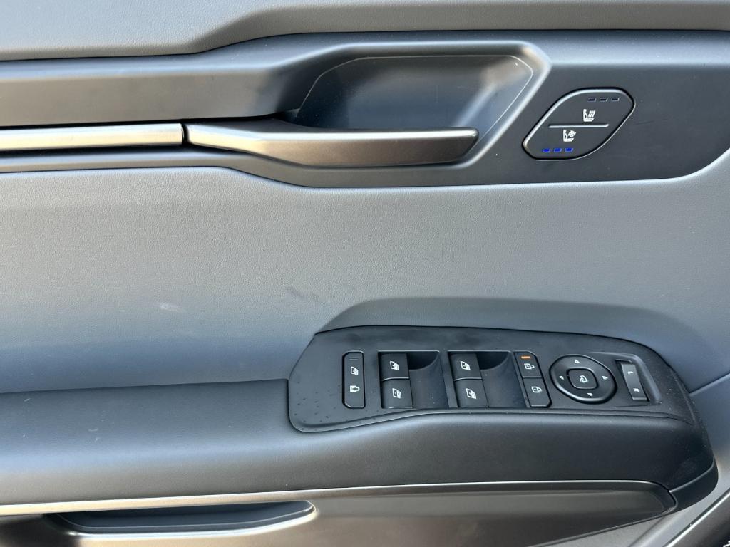 new 2026 Kia EV9 car, priced at $59,675