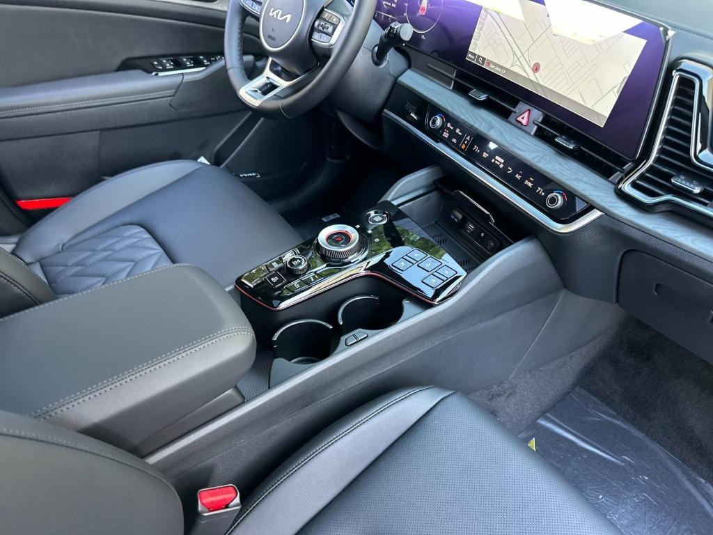 new 2025 Kia Sportage Plug-In Hybrid car, priced at $45,890