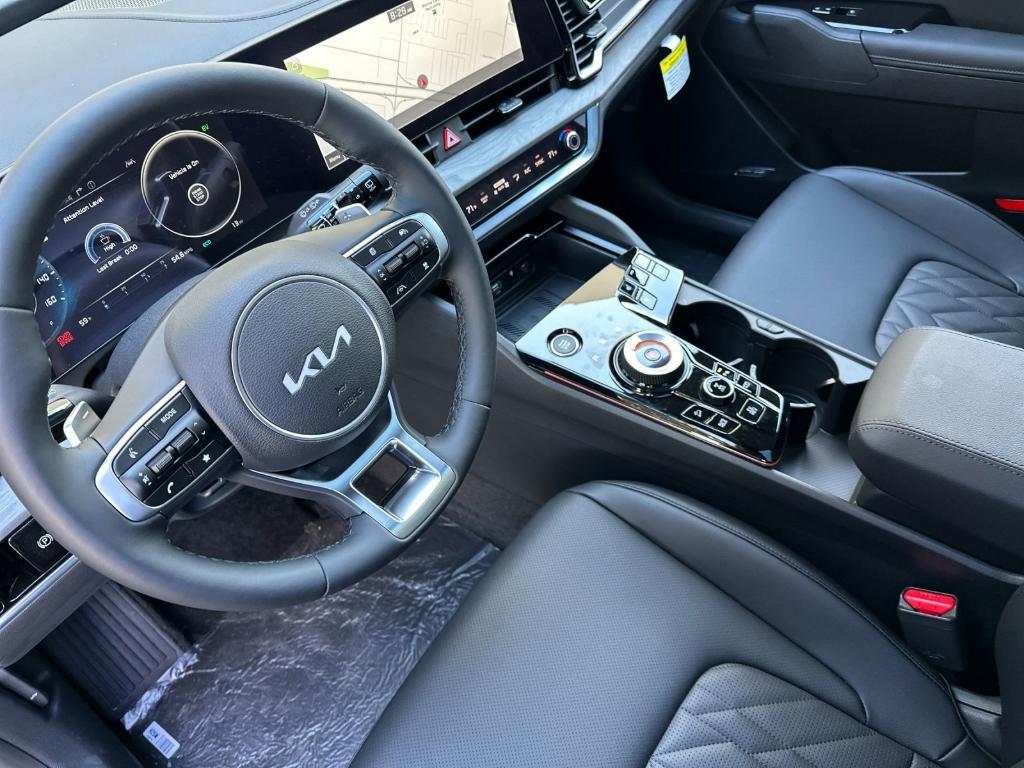 new 2025 Kia Sportage Plug-In Hybrid car, priced at $45,890