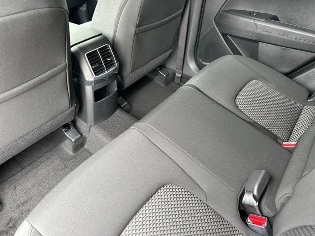 new 2025 Kia Sportage Hybrid car, priced at $30,420