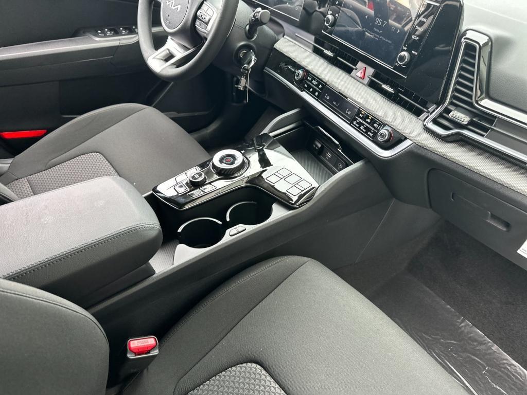 new 2025 Kia Sportage Hybrid car, priced at $30,420