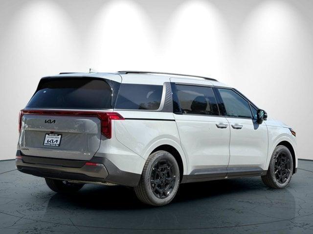 new 2025 Kia Carnival Hybrid car, priced at $49,052