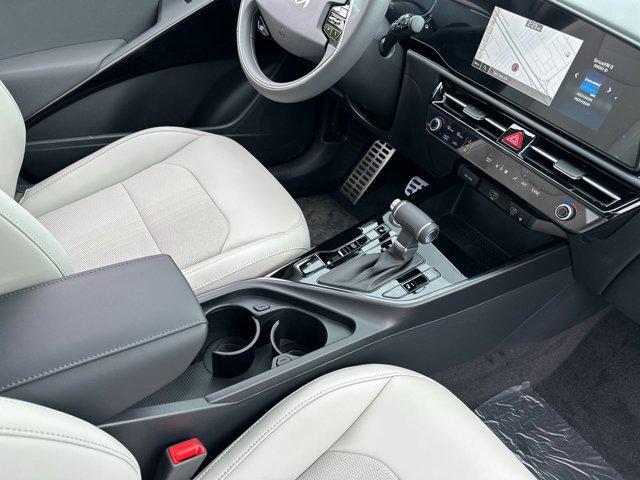 new 2025 Kia Niro car, priced at $31,977