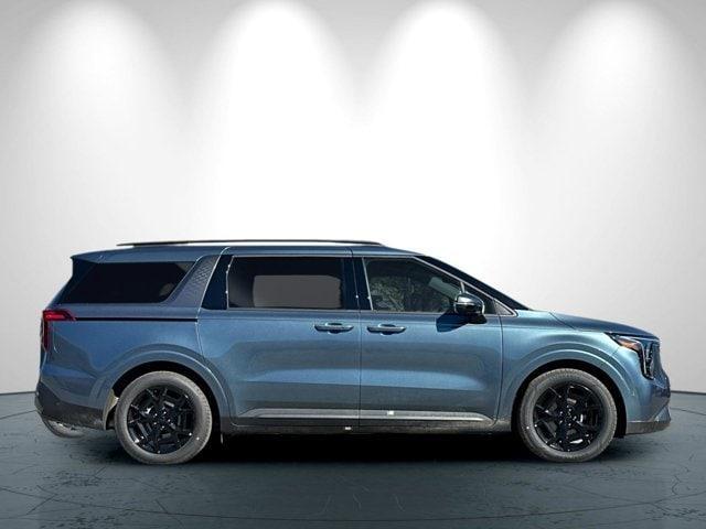 new 2025 Kia Carnival car, priced at $55,750