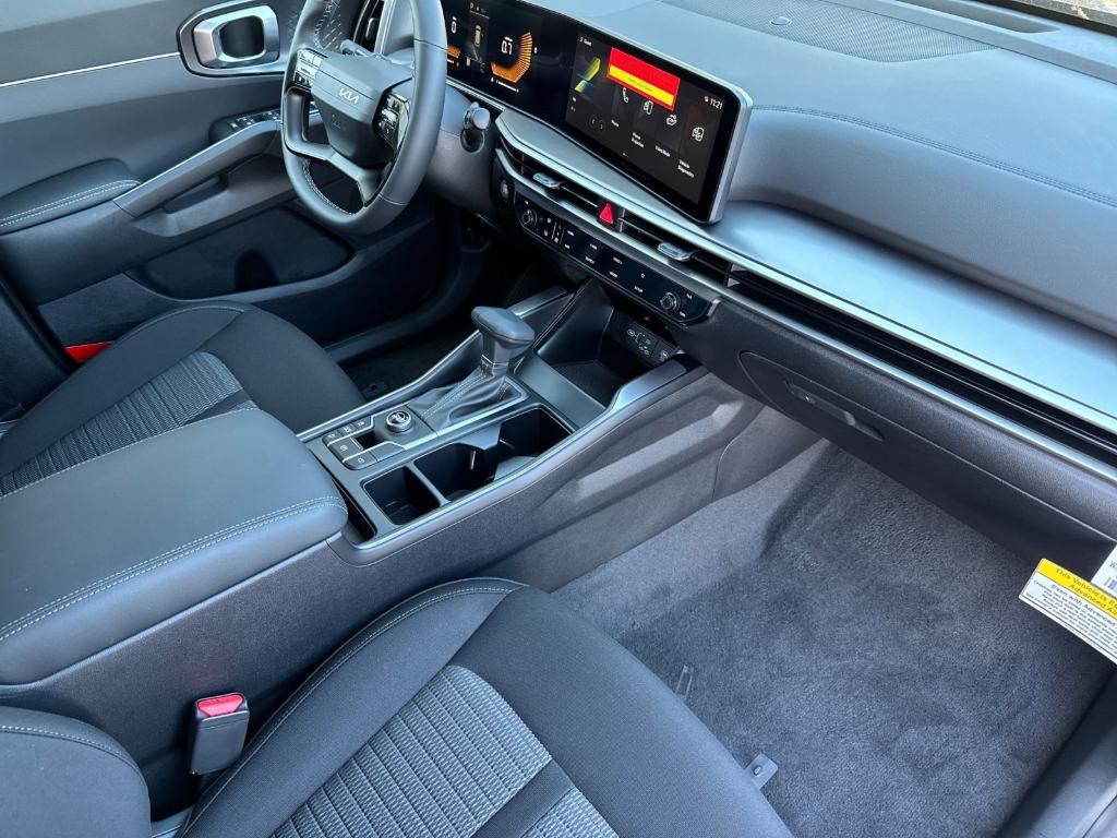 new 2026 Kia Sorento car, priced at $33,870