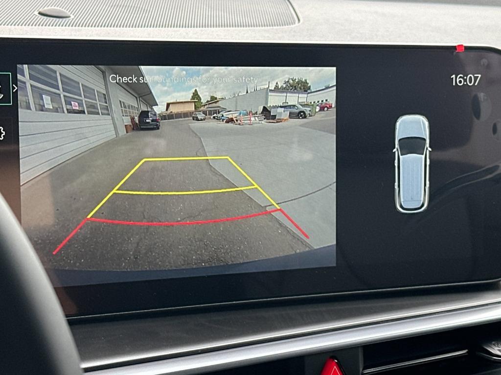 new 2025 Kia Sorento Hybrid car, priced at $42,130