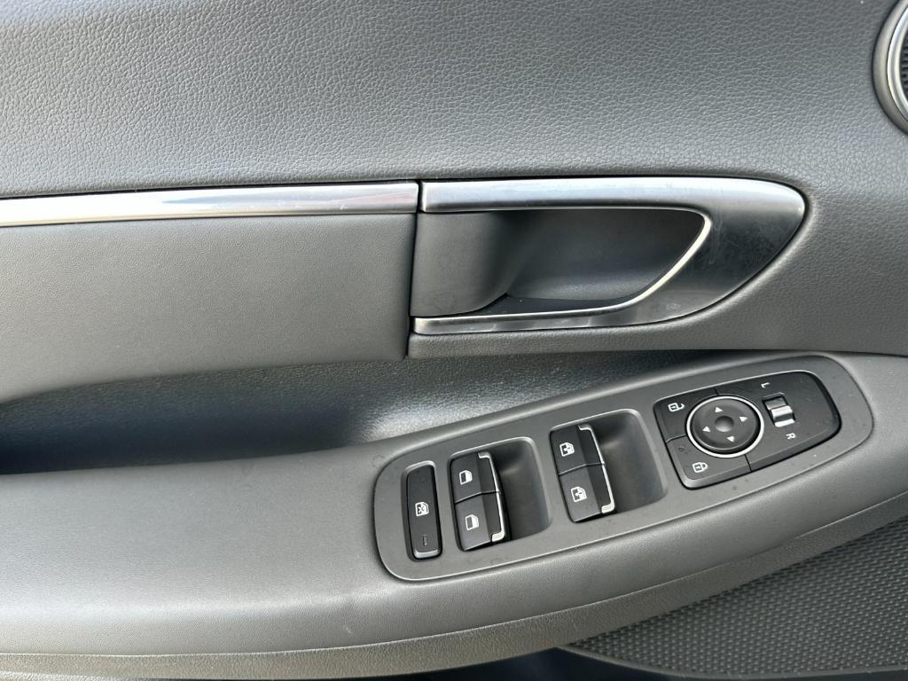 used 2022 Hyundai Sonata car, priced at $22,588