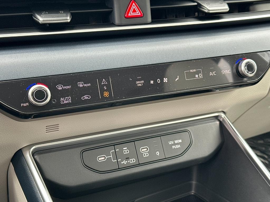 new 2025 Kia Carnival Hybrid car, priced at $50,095