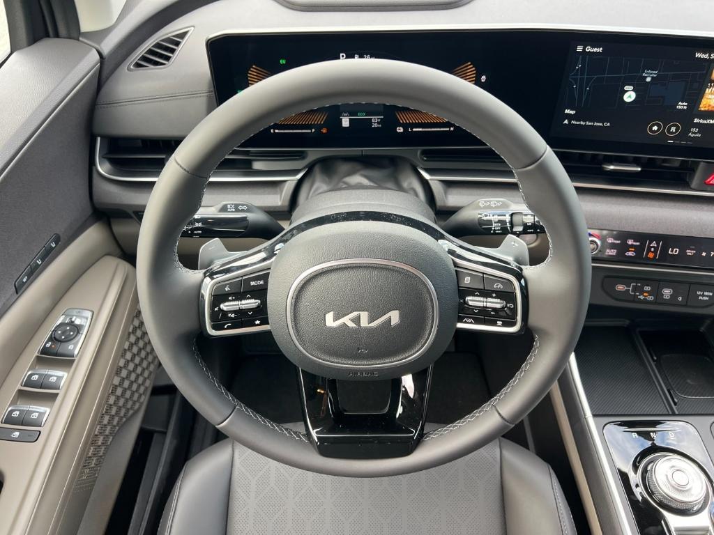 new 2026 Kia Carnival Hybrid car