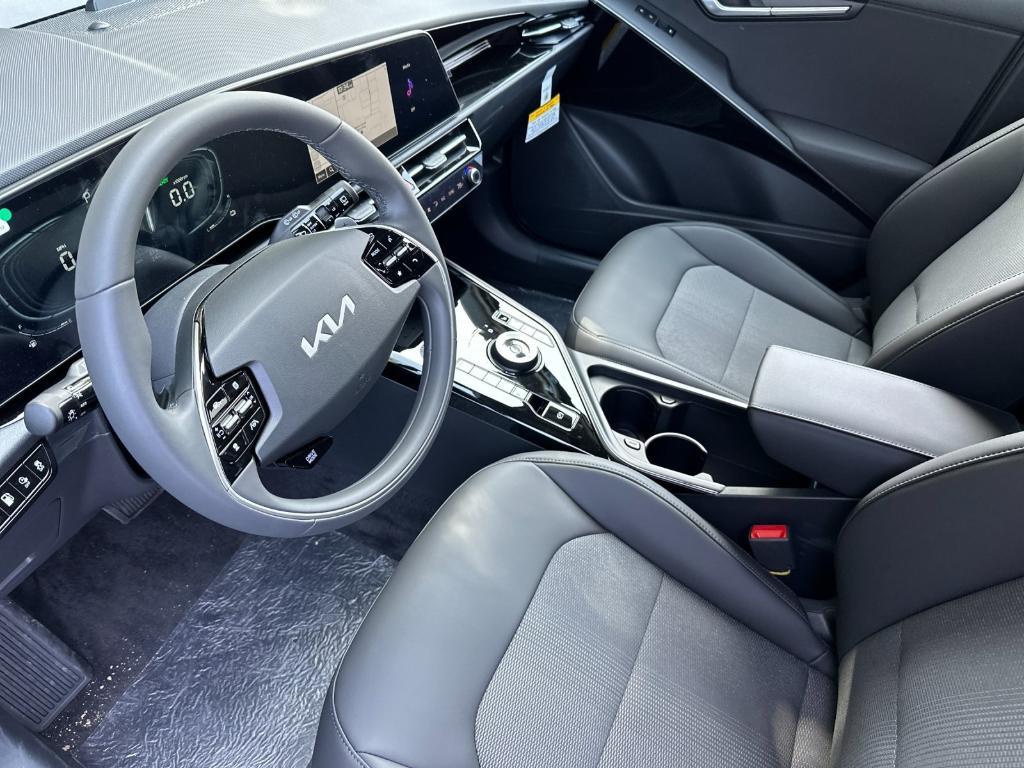new 2025 Kia Niro Plug-In Hybrid car, priced at $36,140