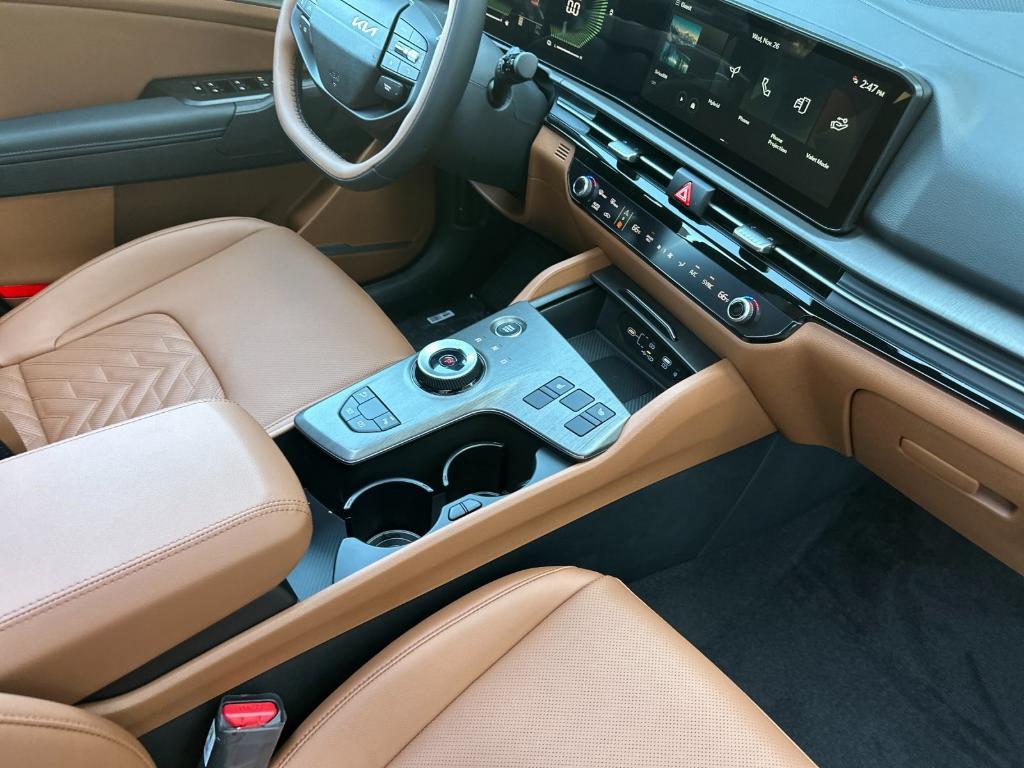 new 2026 Kia Sportage Hybrid car, priced at $37,875