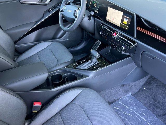 new 2025 Kia Niro car, priced at $35,298
