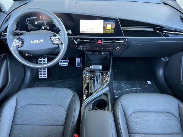 new 2025 Kia Niro car, priced at $35,298