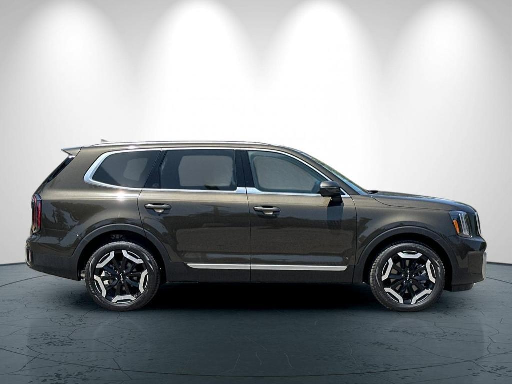 new 2025 Kia Telluride car, priced at $43,730