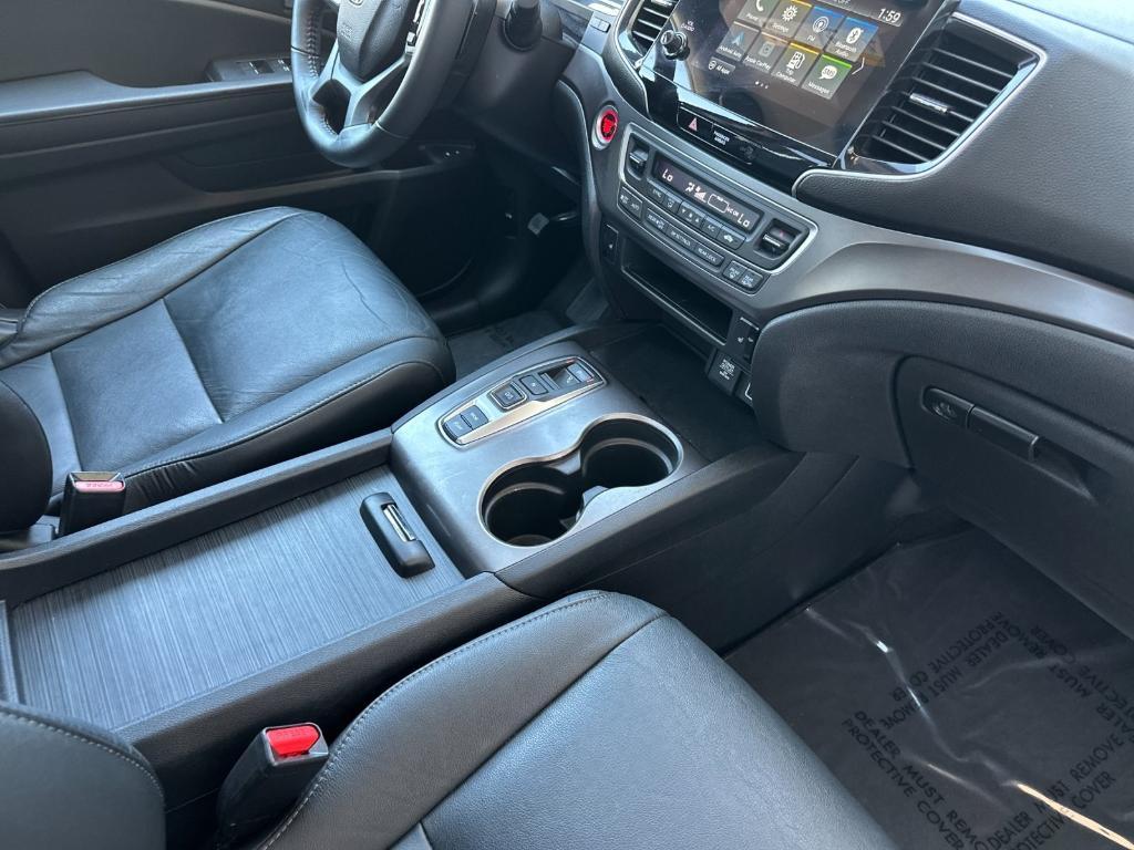 used 2021 Honda Pilot car, priced at $27,994