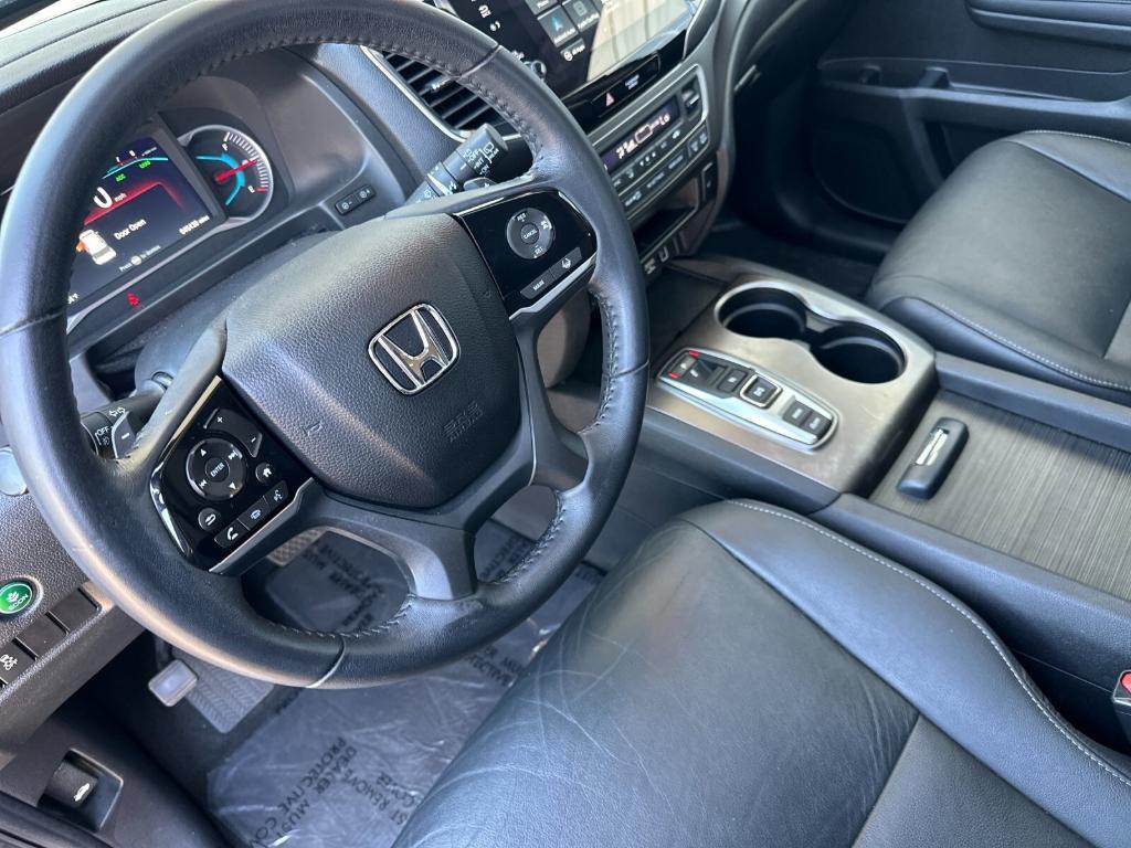 used 2021 Honda Pilot car, priced at $27,994