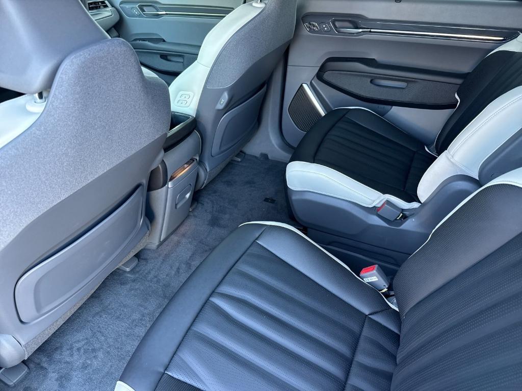 new 2026 Kia EV9 car, priced at $76,710