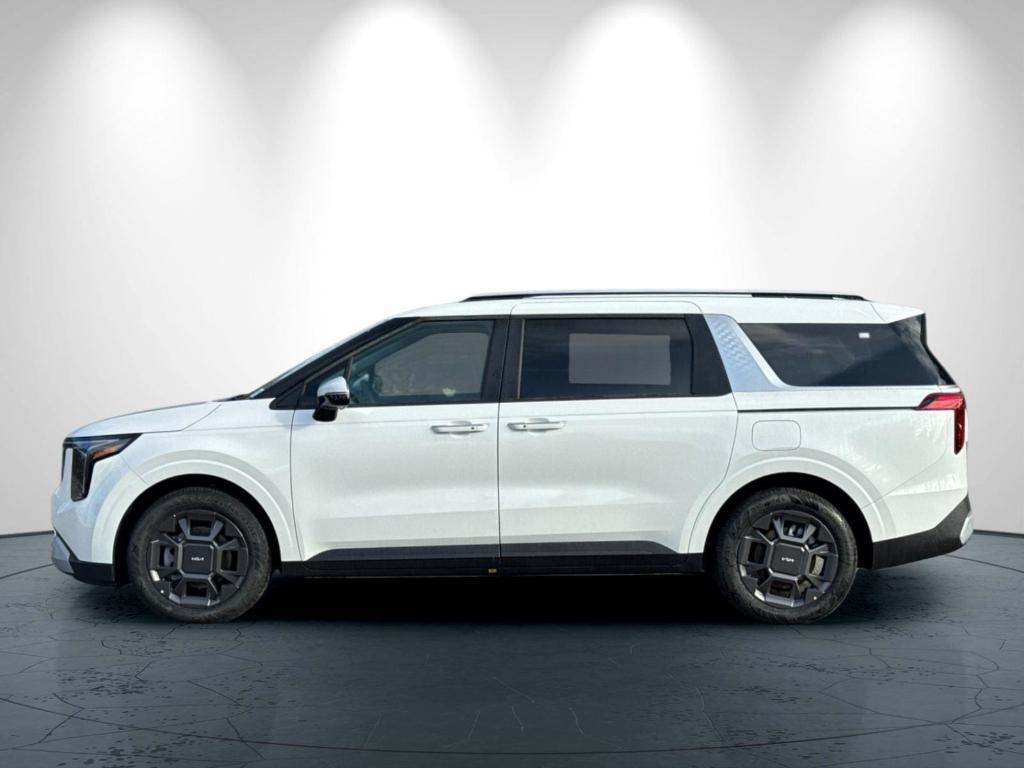 new 2026 Kia Carnival Hybrid car, priced at $45,385