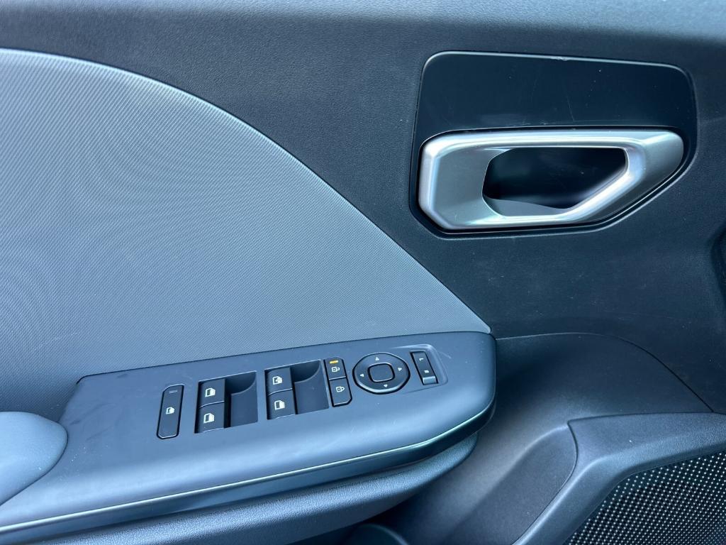 new 2025 Kia K4 car, priced at $24,560