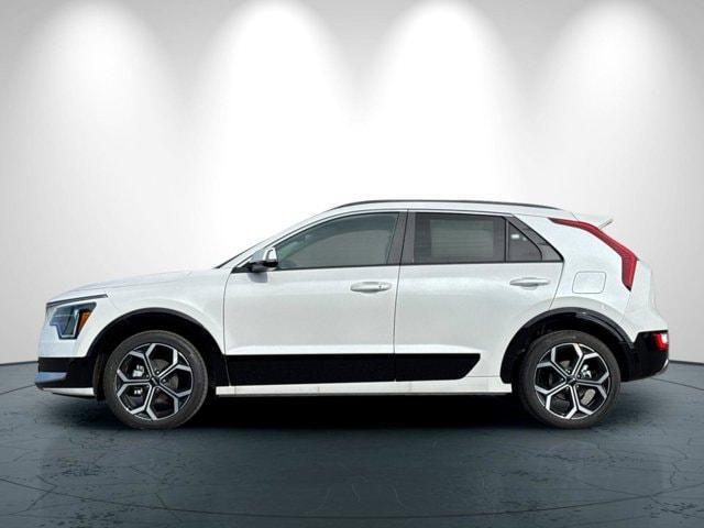 new 2025 Kia Niro car, priced at $32,353